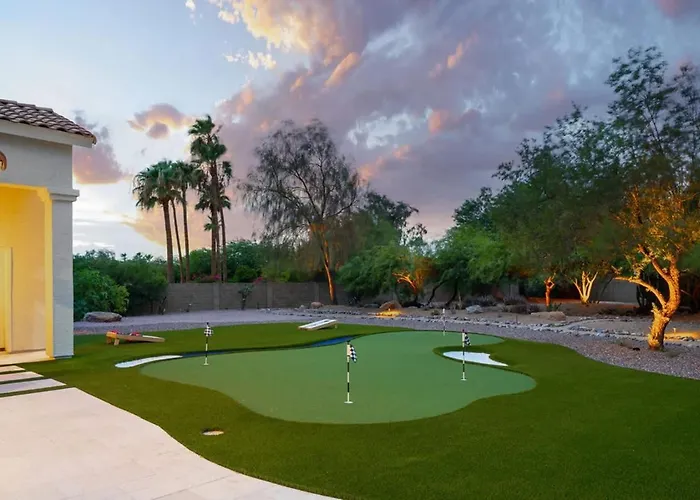 Paradise - Modern Luxe With Pool & Putt