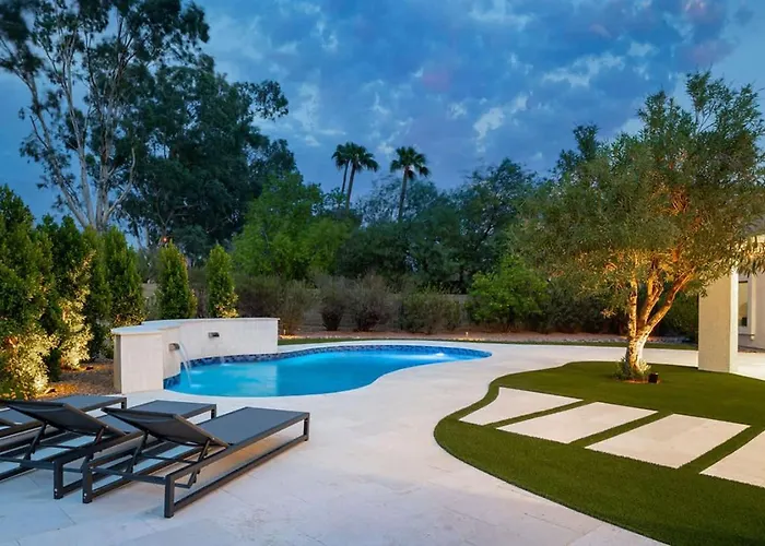 Paradise - Modern Luxe With Pool & Putt Scottsdale