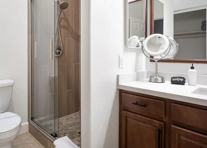 Paradise - Modern Luxe With Pool & Putt Scottsdale